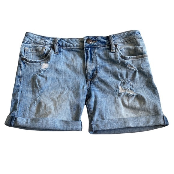 Bullhead Distressed Destroyed Cuffed Shorts Sz.‎ 3 Juniors - Picture 1 of 8